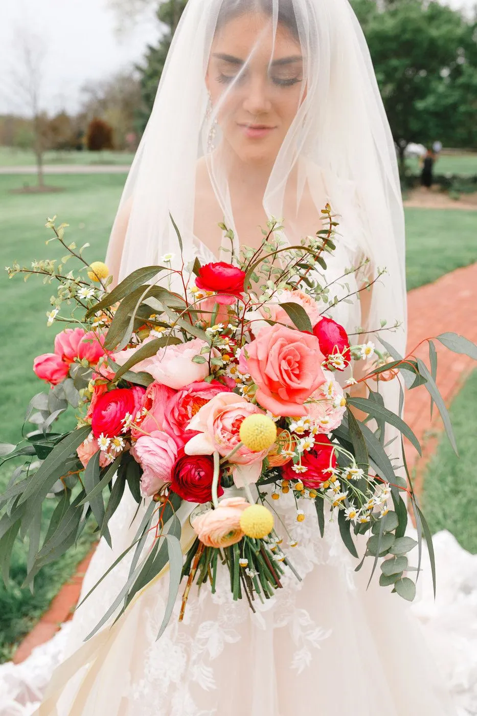 Bright and Colorful Springtime Ceremony