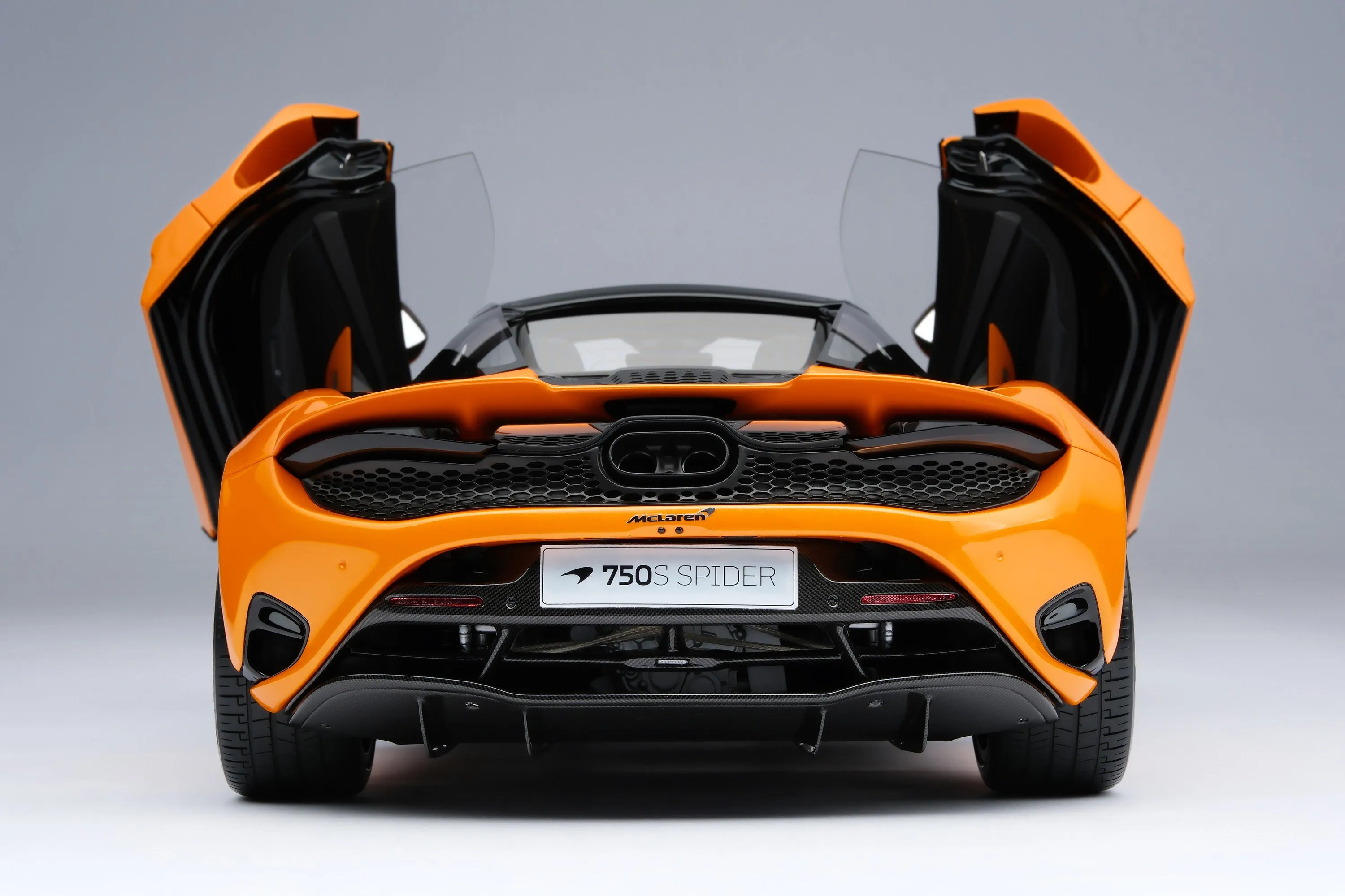 McLaren 750S Spider (2023)