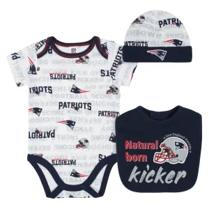 Patriots Baby Boy Bodysuit, Bib & Cap Set