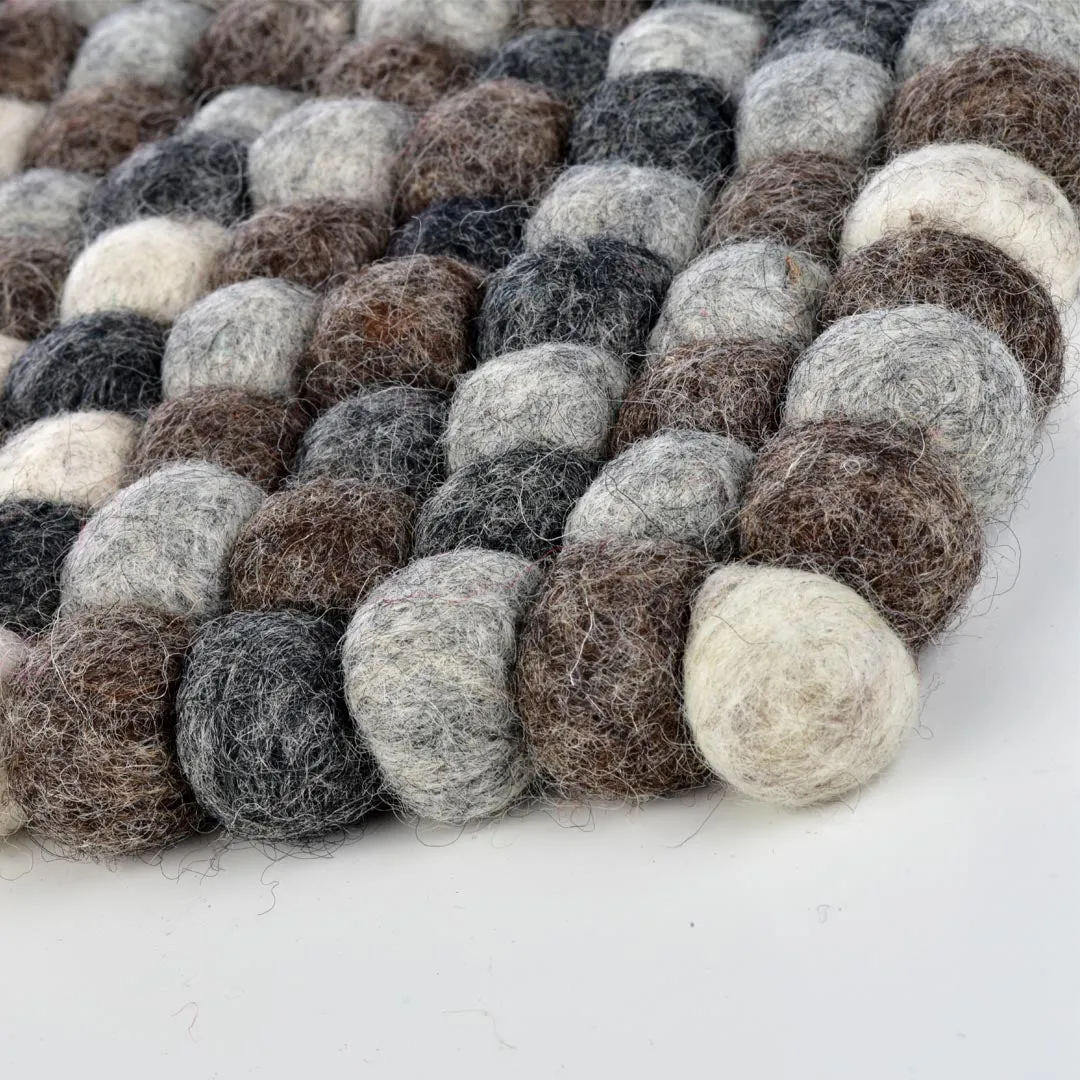 WOOL FELT GUMBALL COASTER